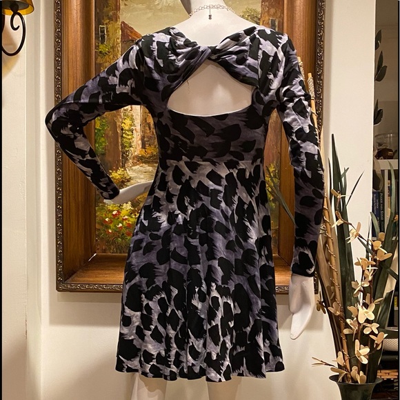 ARMANI EXCHANGE:Dress,Size S/P - Picture 2 of 2